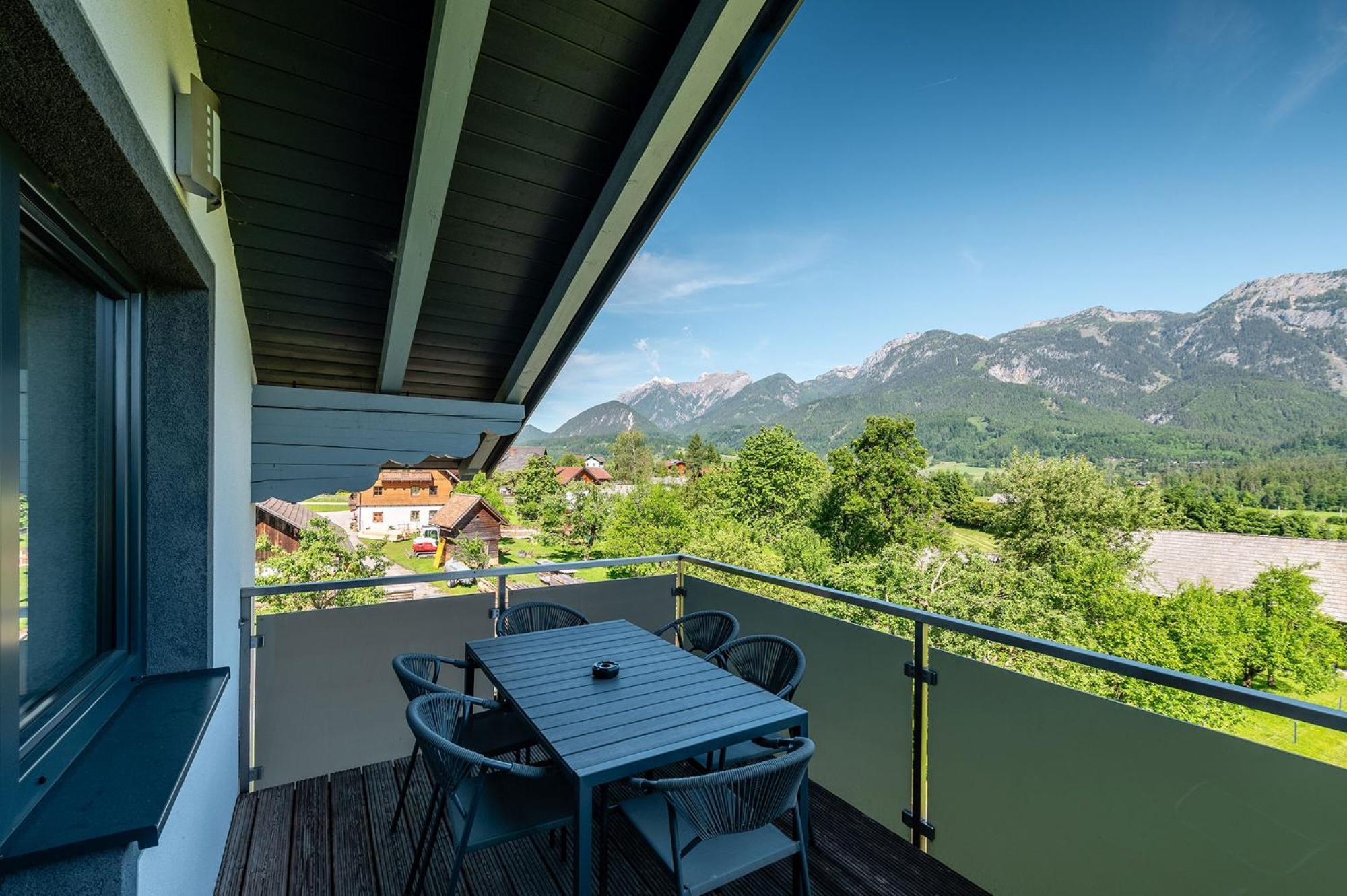 Mountain Love Appartements - By Mynests Haus im Ennstal Exterior foto